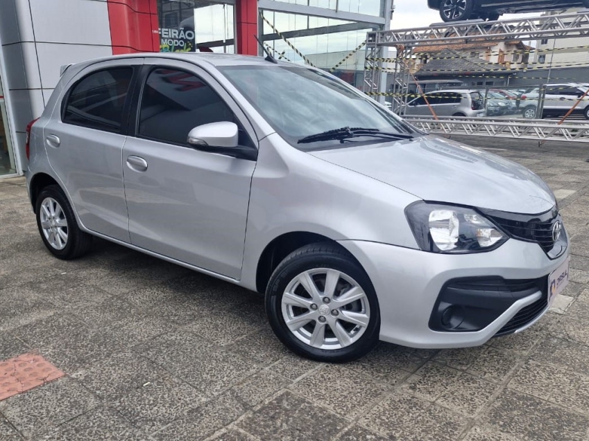 toyota etios 1.5 x plus 16v flex 4p automatico 20201