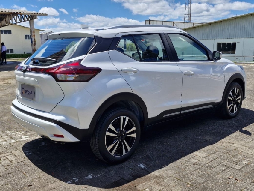 nissan kicks play 1.6 16v flexstart sense xtronic flex 4p automatico 20252