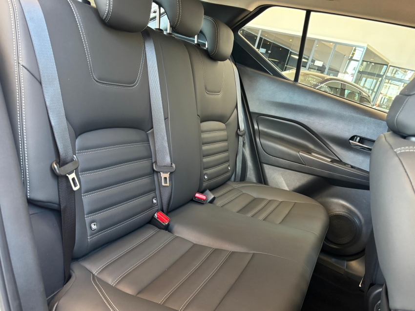 nissan kicks play 1.6 16v flexstart advance plus xtronic flex 4p automatico 20256