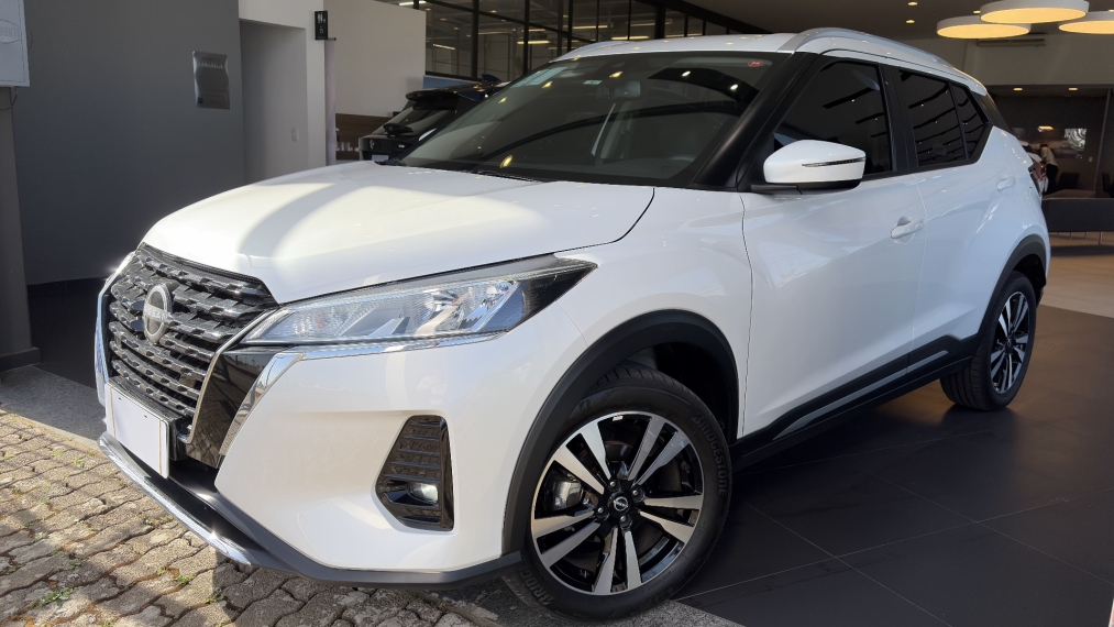 nissan kicks play 1.6 16v flexstart advance plus xtronic flex 4p automatico 2025