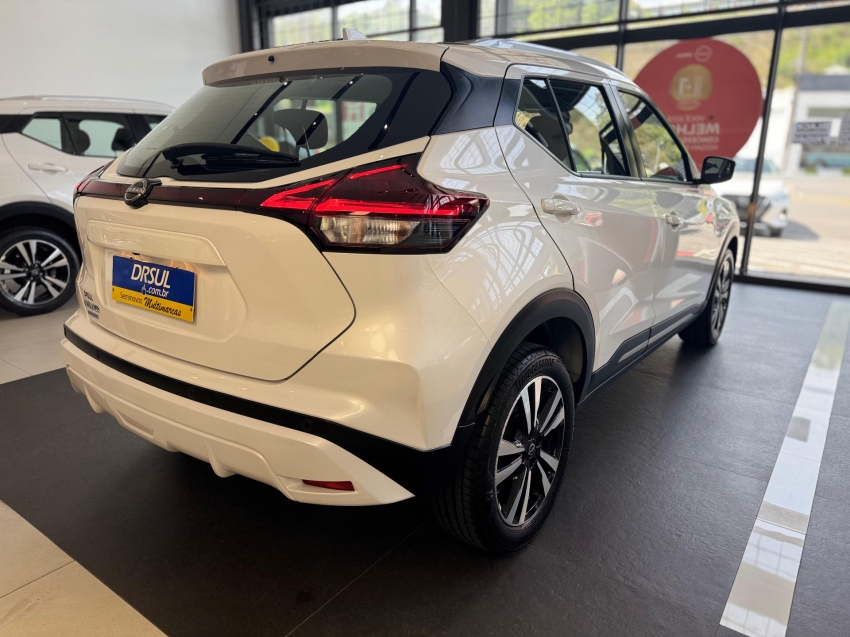 nissan kicks play 1.6 16v flexstart advance plus xtronic flex 4p automatico 20252