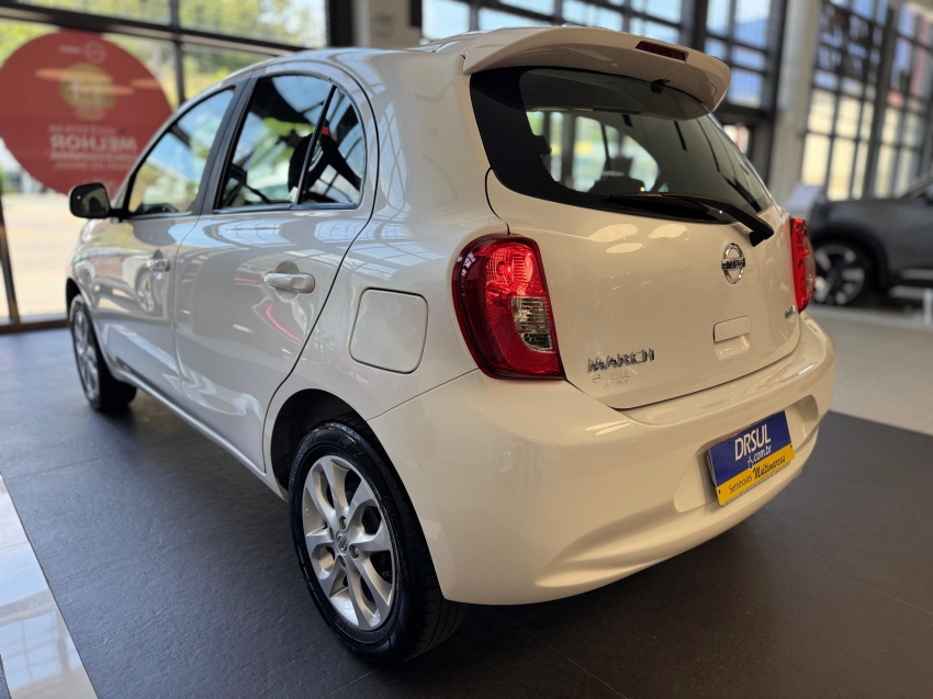 nissan march 1.6 sv 16v flex 4p manual 20183