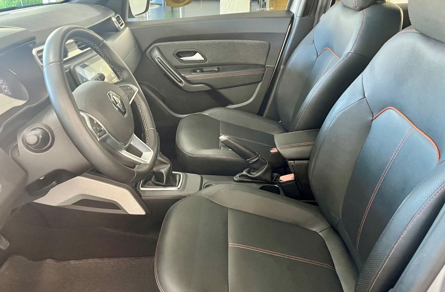 renault duster 1.3 tce flex iconic x-tronic 4p automatico 20245