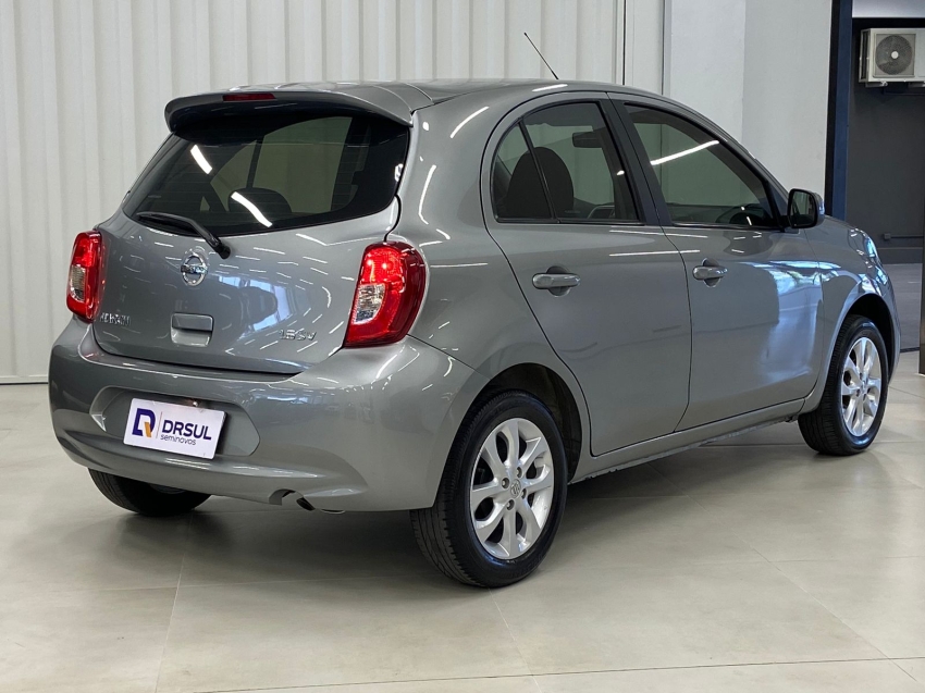 nissan march 1.6 sv 16v flexstart 4p xtronic flex automatico 20202