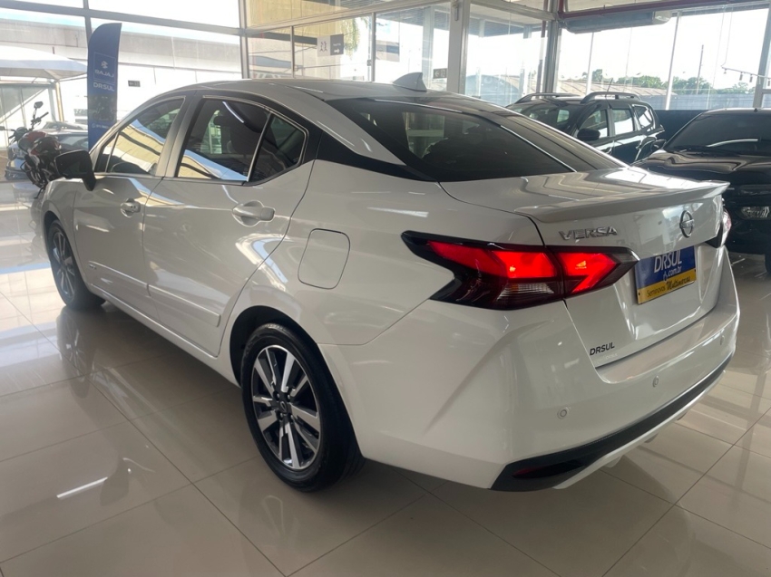 nissan versa 1.6 16v flex sr xtronic 4p automatico 20253