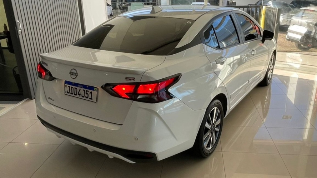 nissan versa 1.6 16v flex sr xtronic 4p automatico 20252