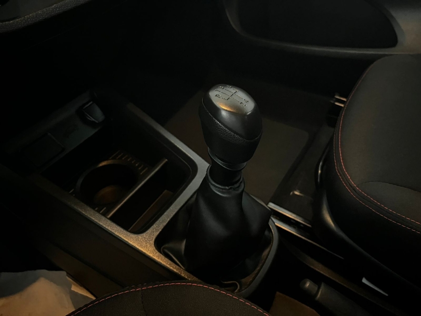 renault kwid 1.0 12v sce flex zen manual.8