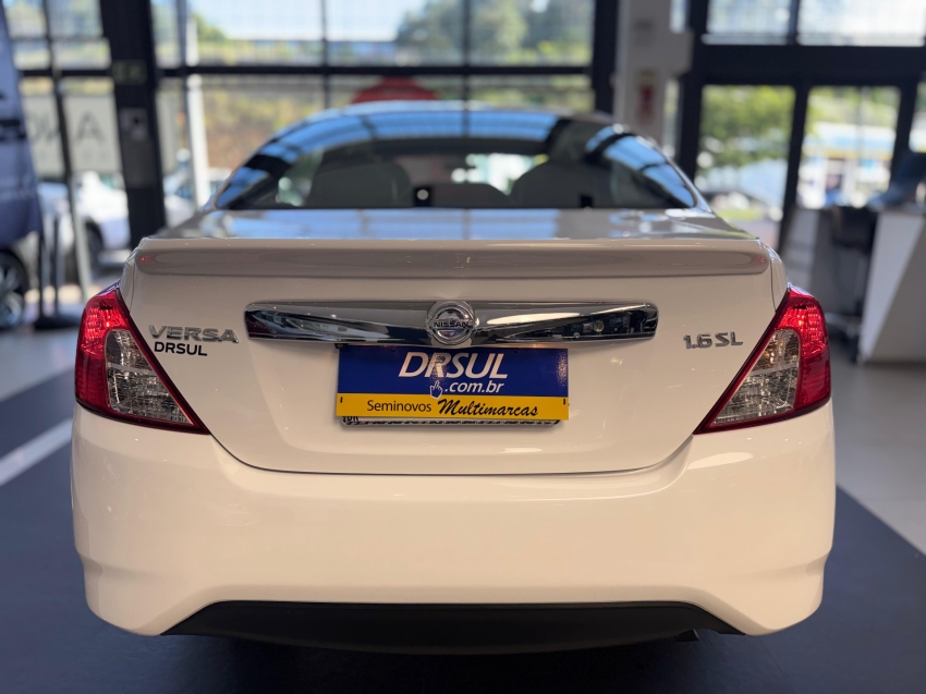 nissan versa 1.6 16v flexstart sl 4p xtronic flex automatico 20209