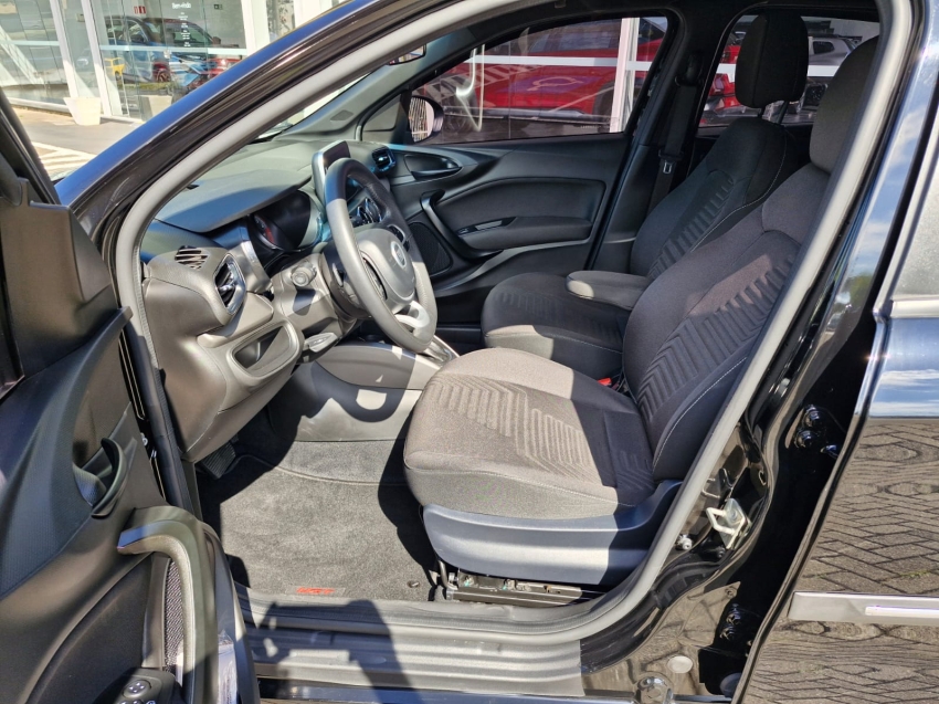 fiat cronos 1.8 e.torq flex hgt at6 4p automatico 20207