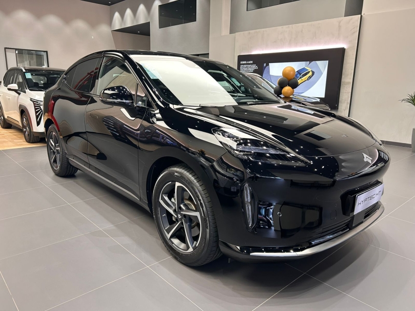 gac hyptec ht 72,7 kw eletrico ultra 1.0 4p automatico 20261