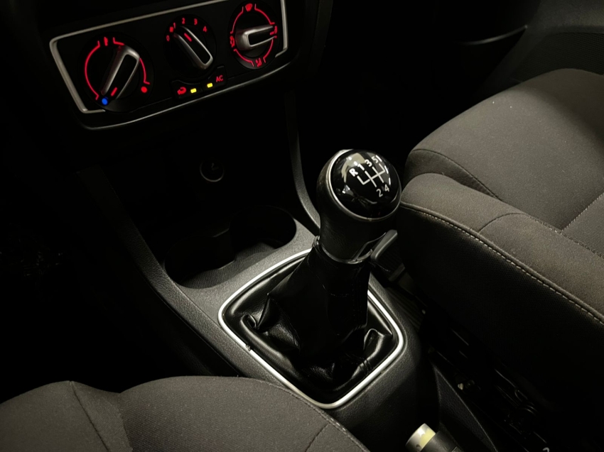 volkswagen fox 1.6 msi run 8v flex 4p manual 20178