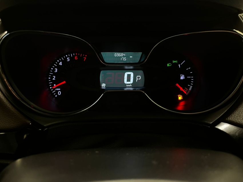 renault captur 1.3 tce flex iconic x-tronic 4p automatico 20228