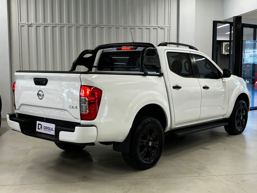 nissan frontier 2.3 16v turbo diesel attack cd 4x4 automatico 4p 20232