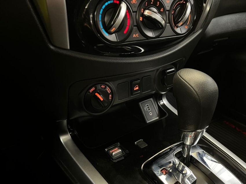 nissan frontier 2.3 16v turbo diesel attack cd 4x4 automatico 4p 20238