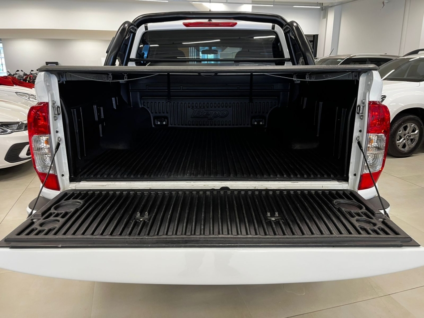 nissan frontier 2.3 16v turbo diesel attack cd 4x4 automatico 4p 20239