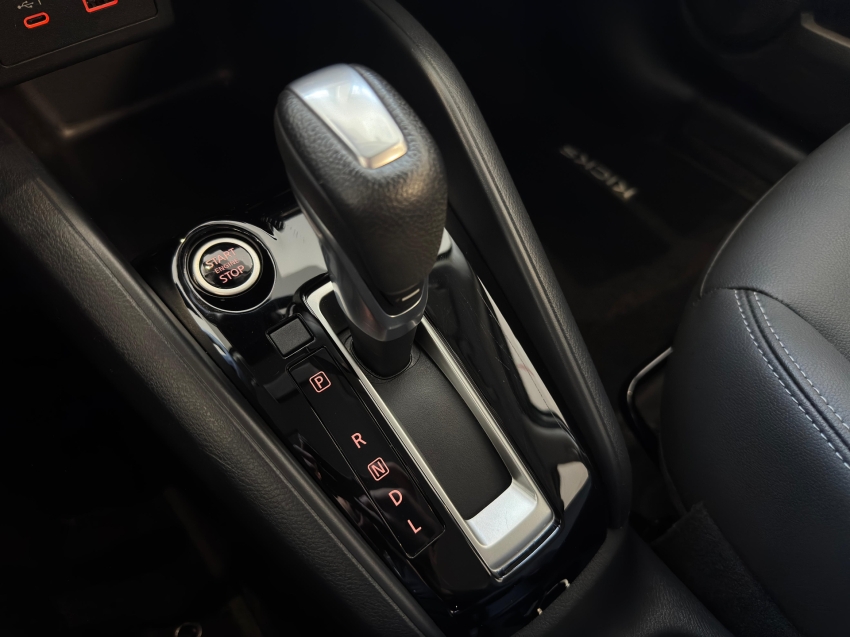 nissan kicks play 1.6 16v flexstart advance plus xtronic flex 4p automatico 20257