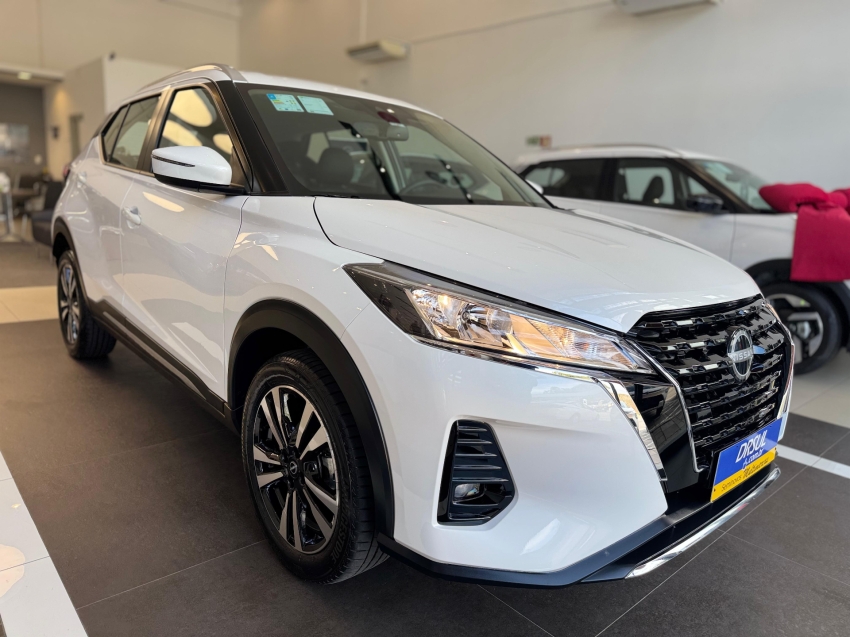 nissan kicks play 1.6 16v flexstart advance plus xtronic flex 4p automatico 20251