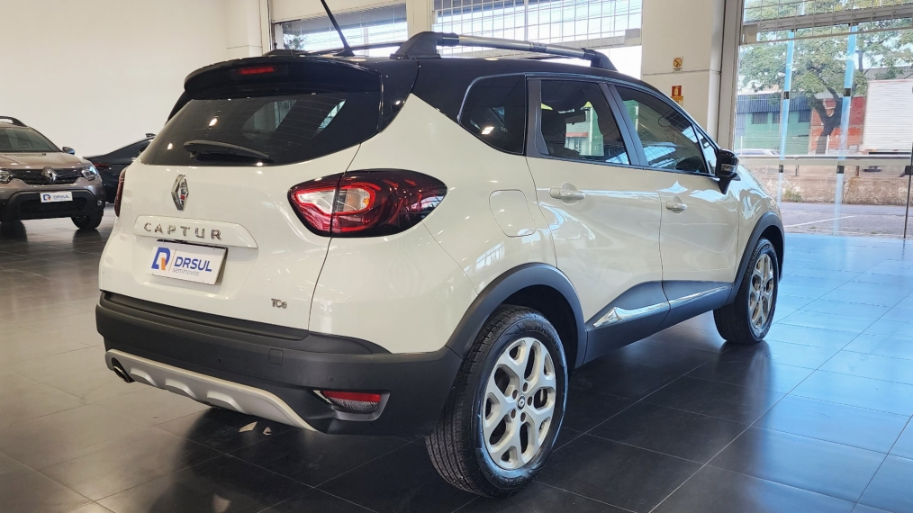 renault captur 1.3 tce flex zen x-tronic 4p automatico 20222