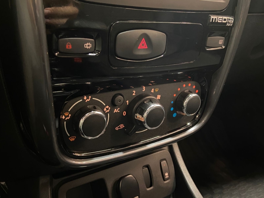 renault duster 2.0 dynamique 4x2 16v flex 4p automatico 20158