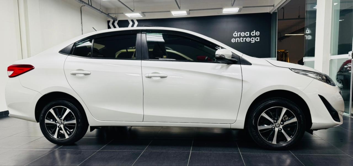 toyota yaris 1.5 16v flex sedan xls multidrive 4p automatico 202012