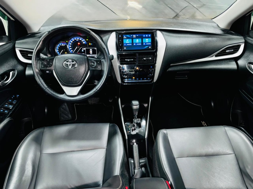 toyota yaris 1.5 16v flex sedan xls multidrive 4p automatico 20203