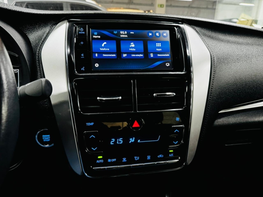 toyota yaris 1.5 16v flex sedan xls multidrive 4p automatico 20206
