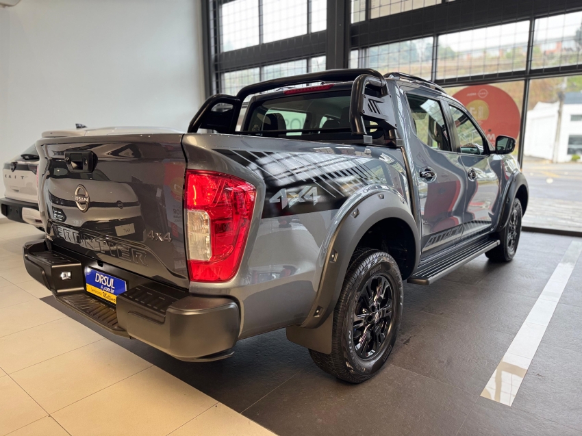nissan frontier 2.3 16v turbo diesel attack cd 4x4 automatico 4p 20252