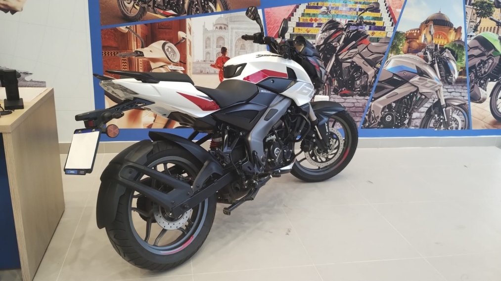 bajaj dominar ns 160 gasolina manual 20262