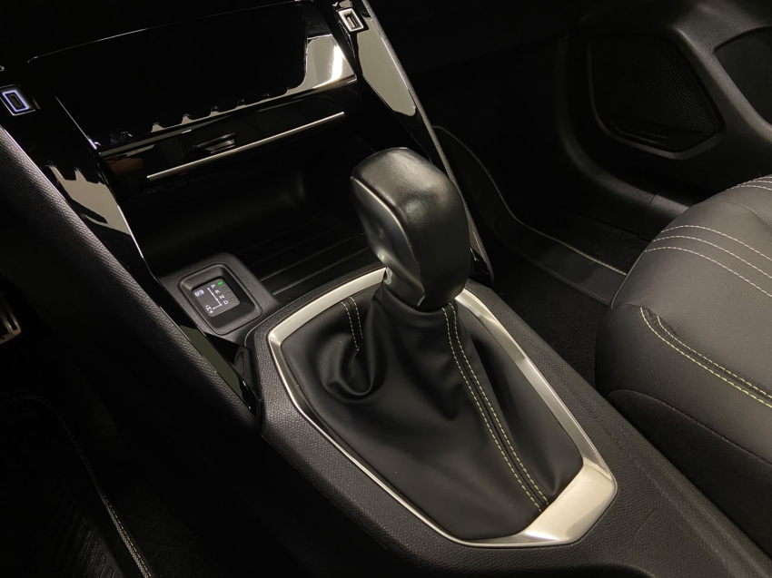 peugeot 208 1.0 turbo 200 flex gt cvt 4p automatico 20257