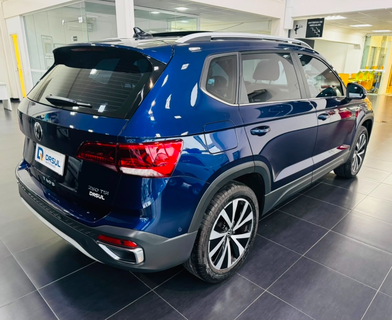 volkswagen taos 1.4 250 tsi total flex highline automatico 4p 20232