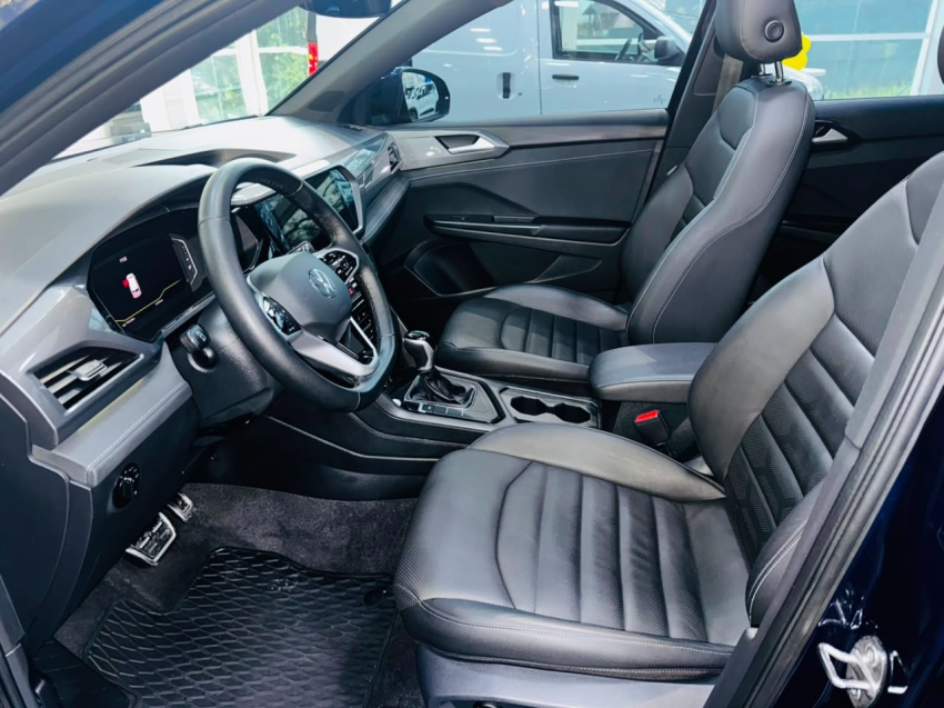 volkswagen taos 1.4 250 tsi total flex highline automatico 4p 202313