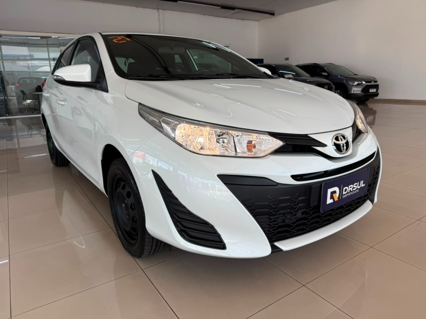 toyota yaris 1.3 16v flex xl live multidrive 4p automatico 20211