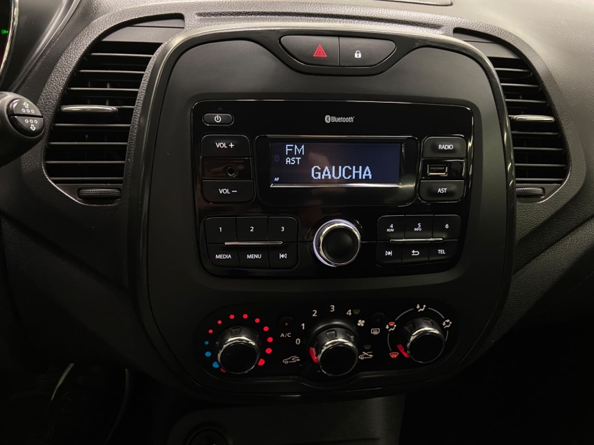 renault captur 1.6 16v sce flex zen x-tronic 4p automatico 20187