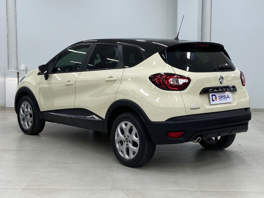 renault captur 1.6 16v sce flex zen x-tronic 4p automatico 20183