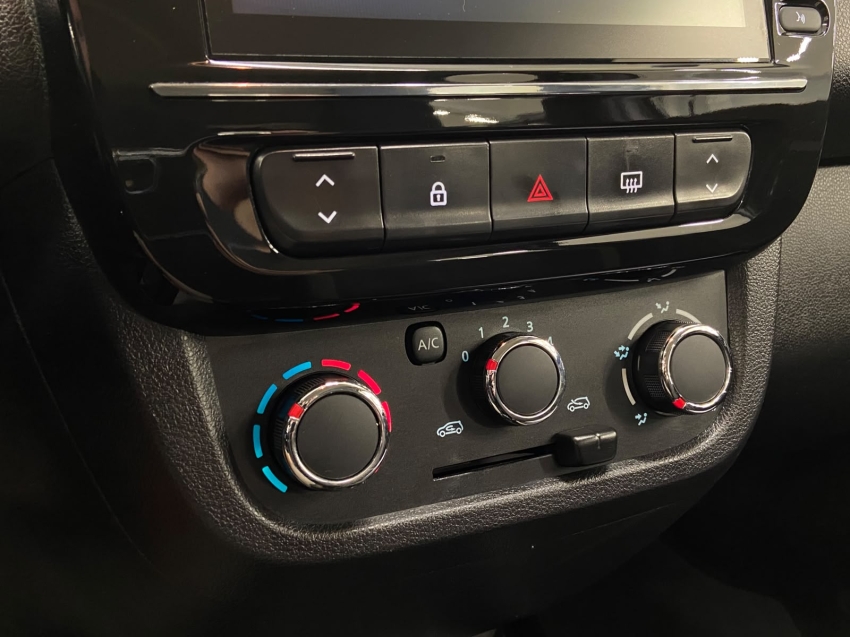 renault kwid 1.0 12v sce flex outsider manual 4p 20269