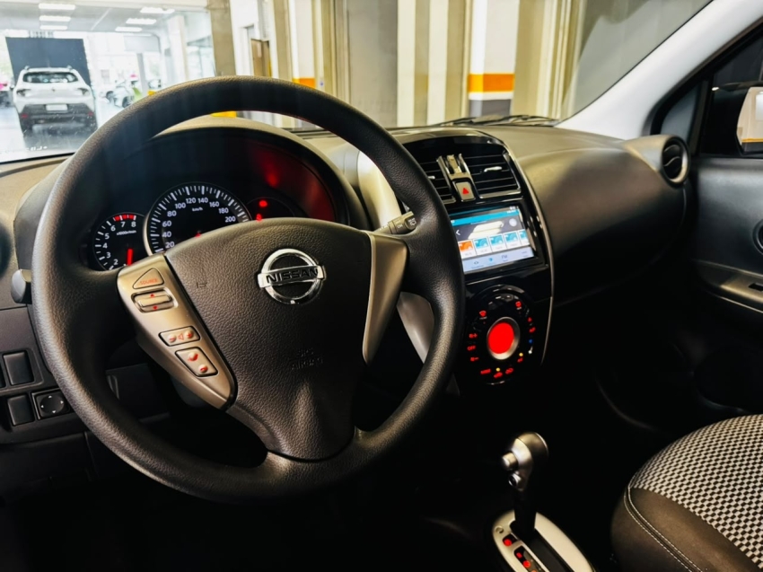 nissan march 1.6 sl 16v flexstart 4p xtronic flex automatico 20206