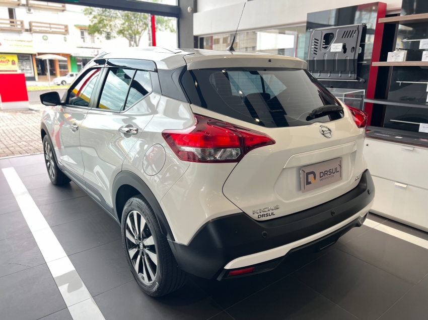 nissan kicks 1.6 16v flexstart sl 4p xtronic flex automatico 20203
