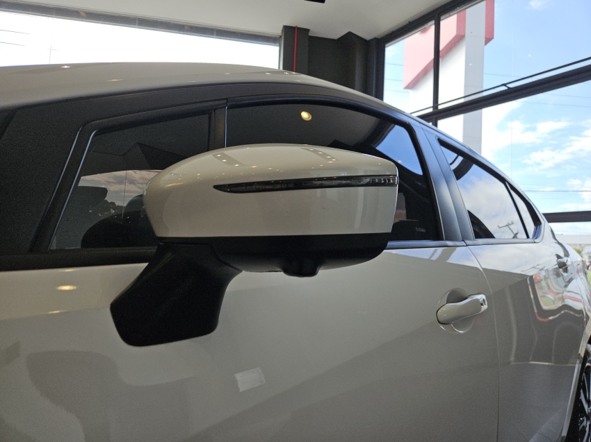 nissan versa 1.6 16v flex advance xtronic 4p automatico 202512