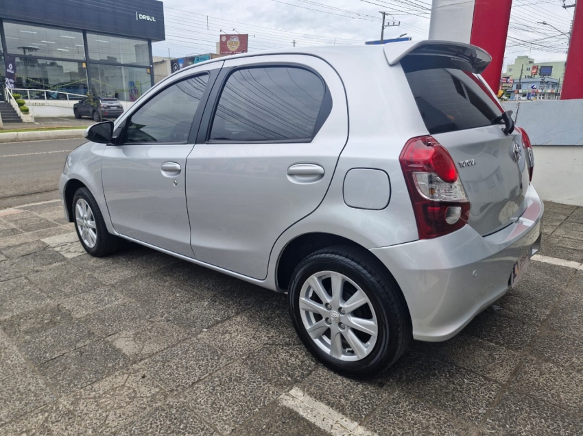 toyota etios 1.5 x plus 16v flex 4p automatico 20203