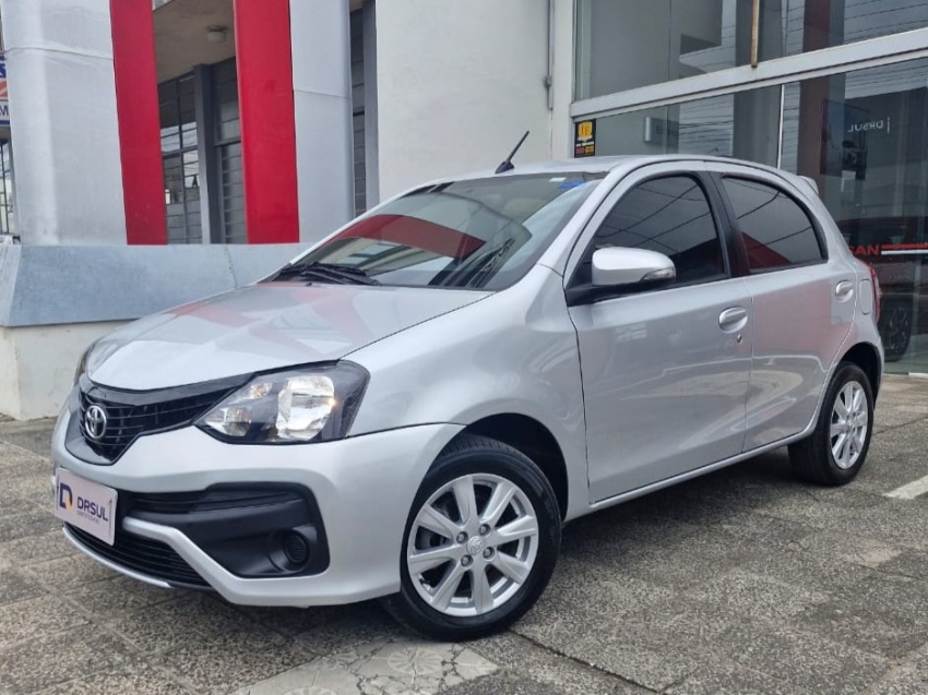 toyota etios 1.5 x plus 16v flex 4p automatico 2020