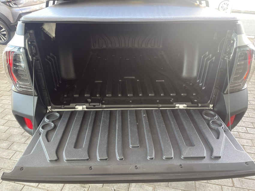 renault oroch 1.3 tce flex outsider x-tronic 4p automatico 20245