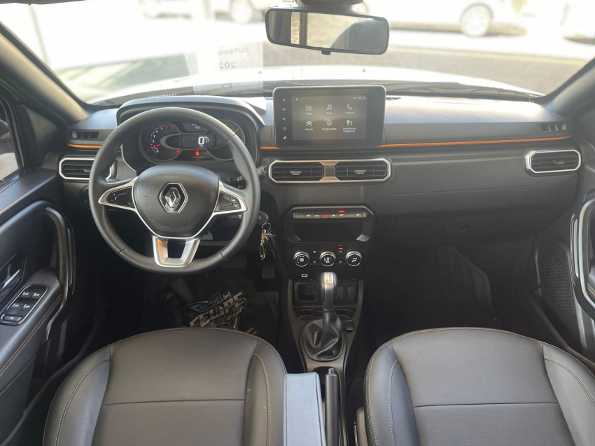 renault oroch 1.3 tce flex outsider x-tronic 4p automatico 20244