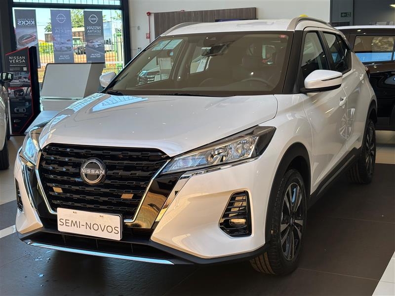 nissan kicks play 1.6 16v flexstart advance plus xtronic flex 4p automatico 2025