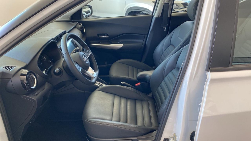 nissan kicks play 1.6 16v flexstart advance plus xtronic flex 4p automatico 20256