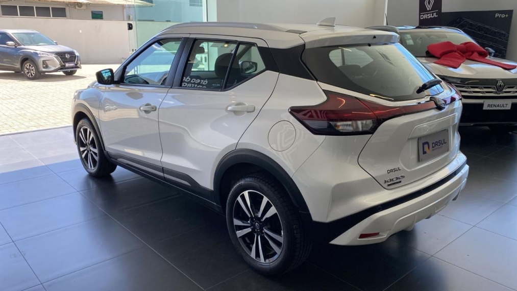 nissan kicks play 1.6 16v flexstart advance plus xtronic flex 4p automatico 20253