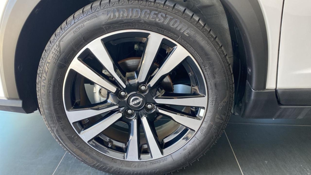 nissan kicks play 1.6 16v flexstart advance plus xtronic flex 4p automatico 20257
