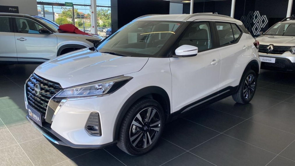 nissan kicks play 1.6 16v flexstart advance plus xtronic flex 4p automatico 2025
