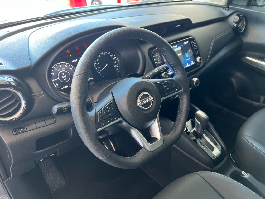 nissan kicks play 1.6 16v flexstart advance plus xtronic flex 4p automatico 20256
