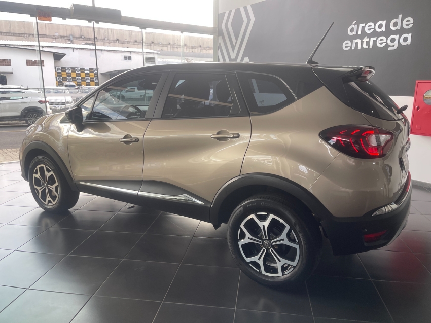 renault captur 1.3 tce flex iconic x-tronic 4p automatico 20242