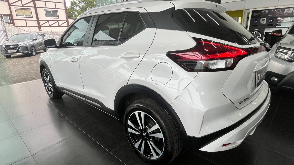 nissan kicks 1.6 16v flexstart exclusive xtronic flex 4p automatico 20232